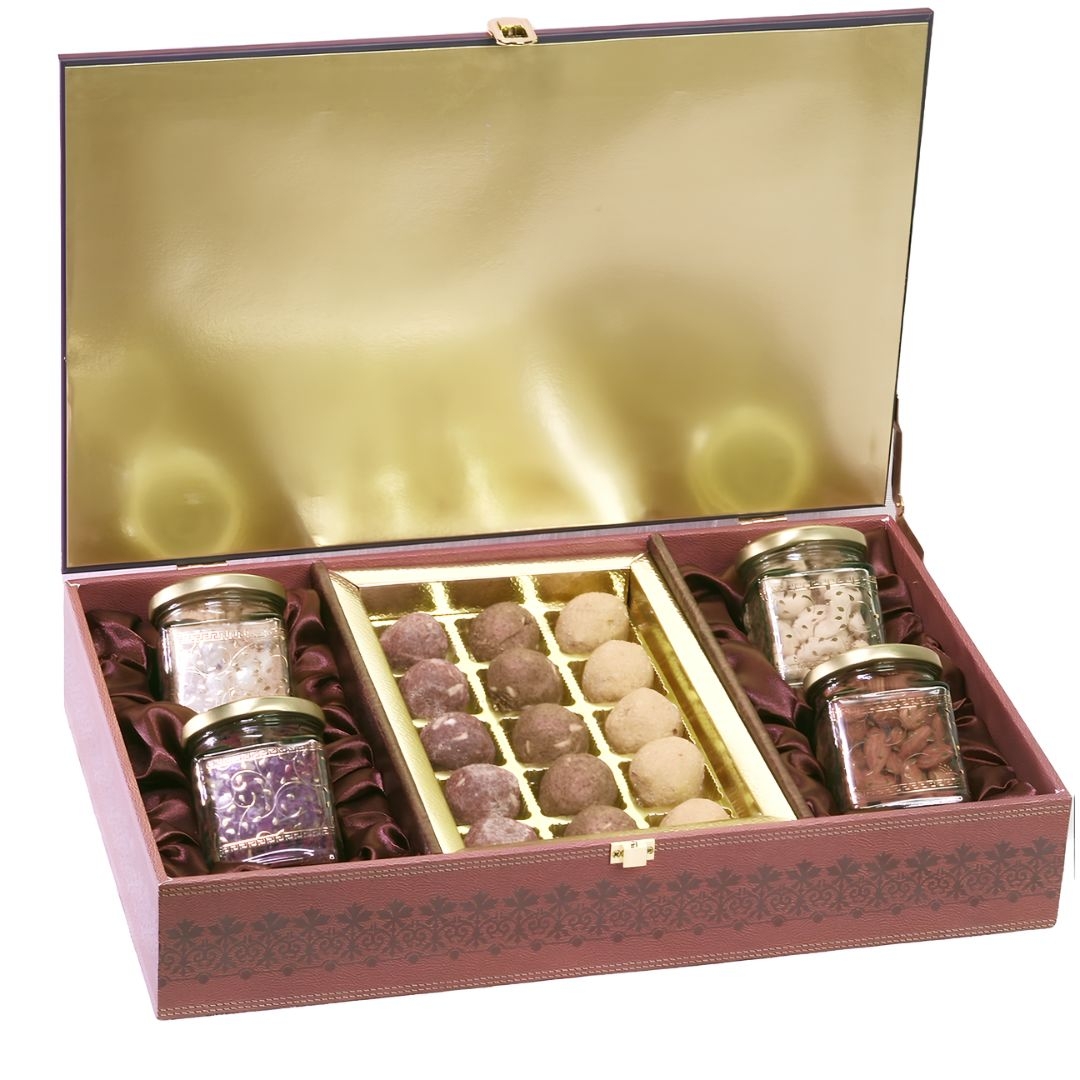 Gauraj Premium Box With Four Glass Jar and Sweet 