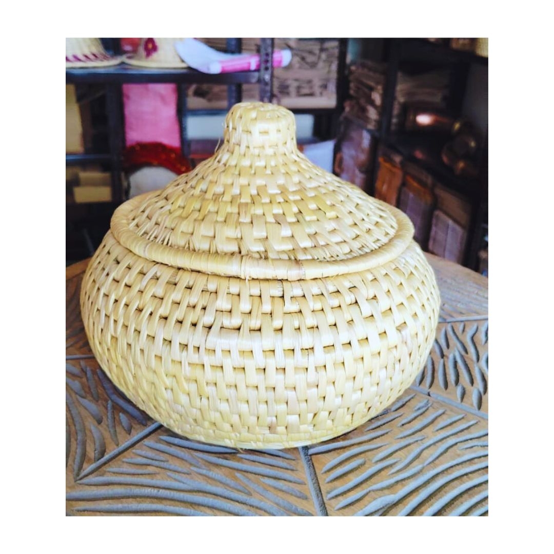 Baaduli Handcrafted Natural Fiber Chapati Basket with Lid