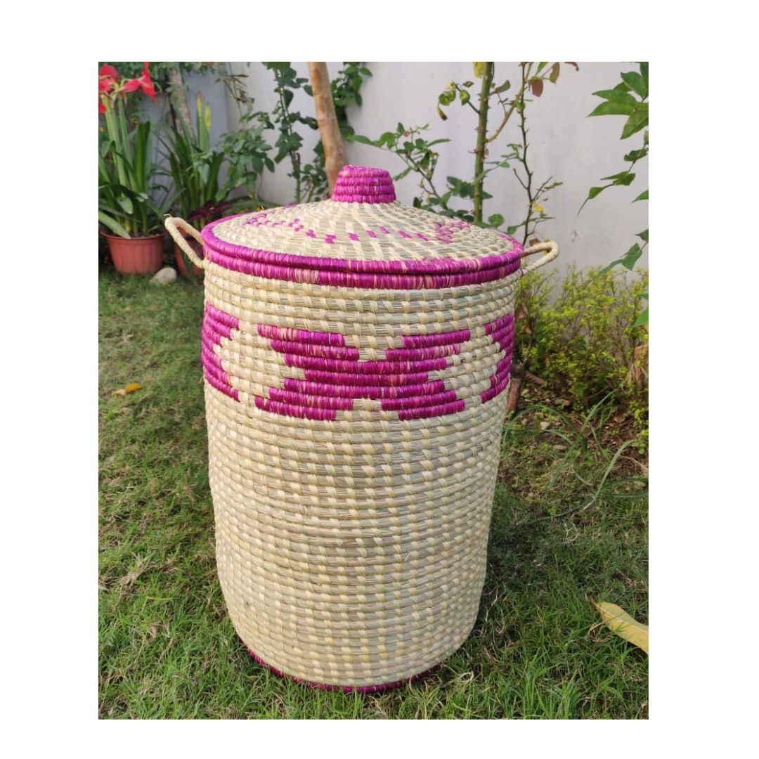 Baaduli -Natural fiber bin basket with lid/Laundry basket
