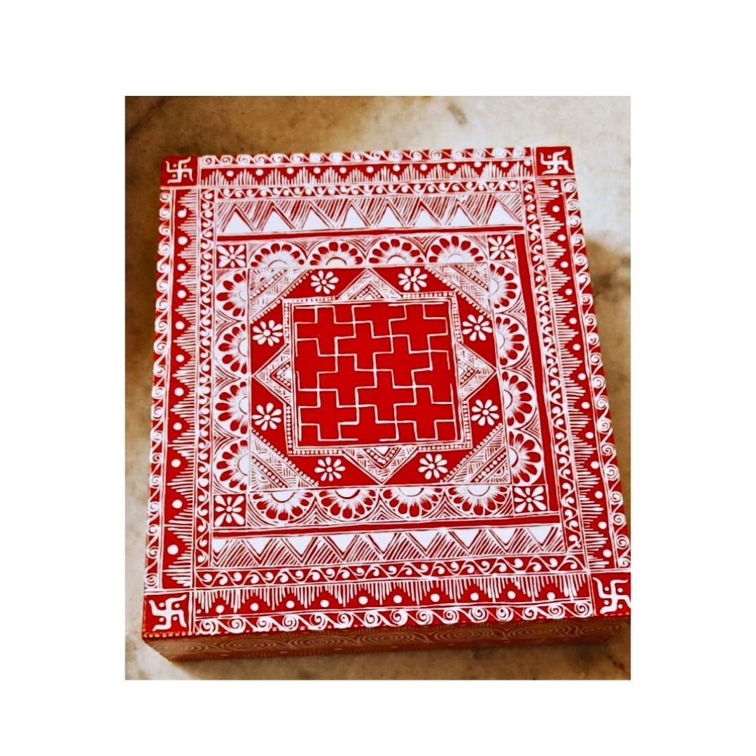 Uttarakhand Aipan Wooden chowki 
