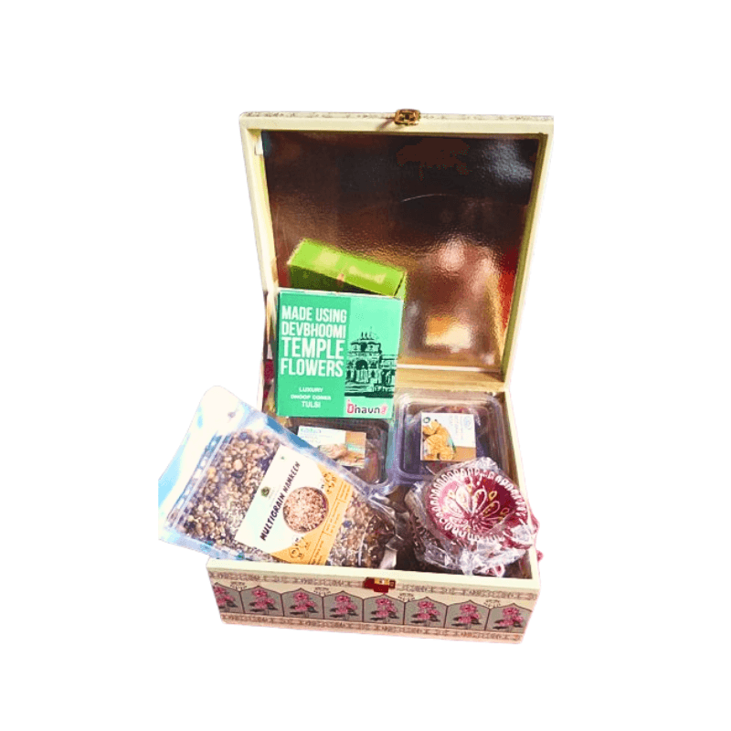Festive gift Hamper Basket 