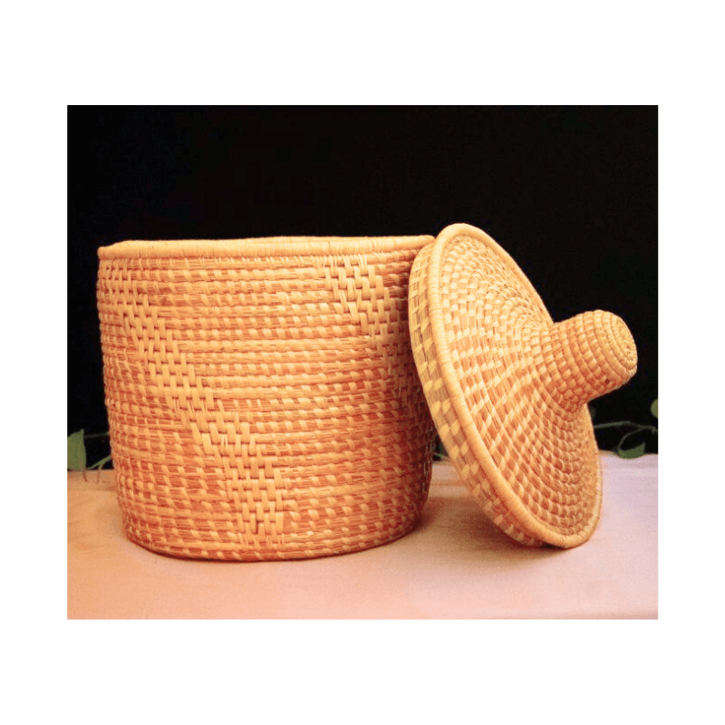 Baaduli Handcrafted Natural Fiber Moonj Grass Lid Basket